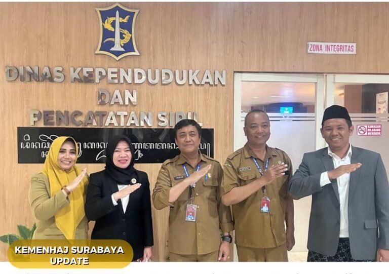 Perkuat Sinergi Data Jemaah, Kementerian Haji dan Umrah Surabaya Koordinasi dengan Dispendukcapil