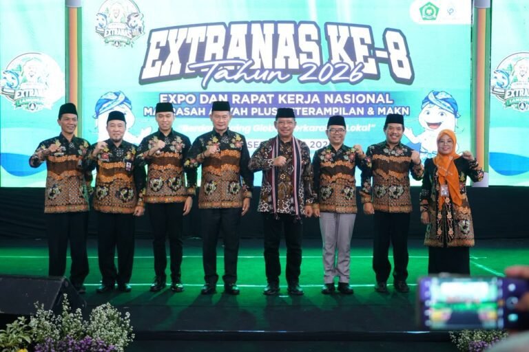 EXTRANAS VIII di Lamongan, Kakanwil Kemenag Jatim Ajak Madrasah Vokasi Perluas Jejaring dan Berbagi Praktik Baik