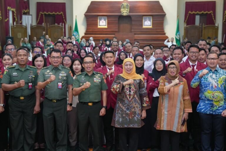 Di Hadapan 109 Mahasiswa FKN Unhan, Gubernur Khofifah Paparkan Potensi Unggul Jatim dan Ajak Sinergi Wujudkan Kedaulatan Pangan Nasional