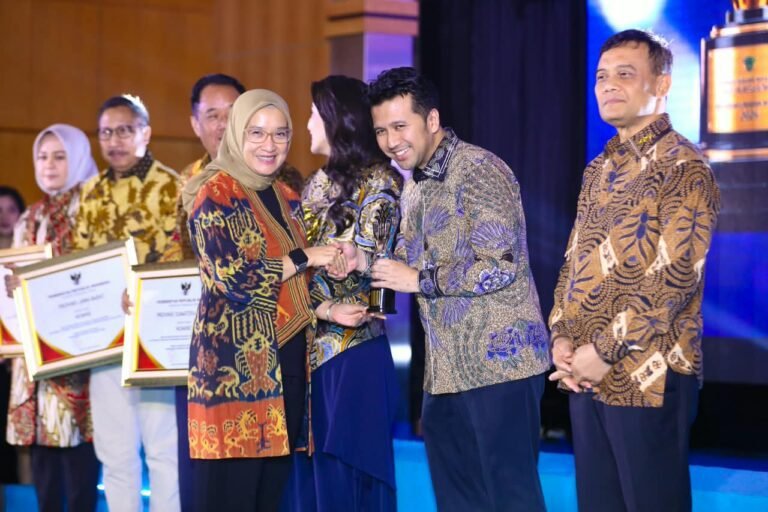 Jatim Raih Terbaik Kedua Anugerah Layanan Investasi 2026, Jadi Pemacu Tingkatkan Kualitas dan Kepastian Layanan