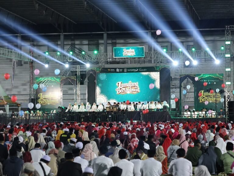 Lumajang Berselawat, Ribuan Jamaah Gema Selawat di Stadion Semeru