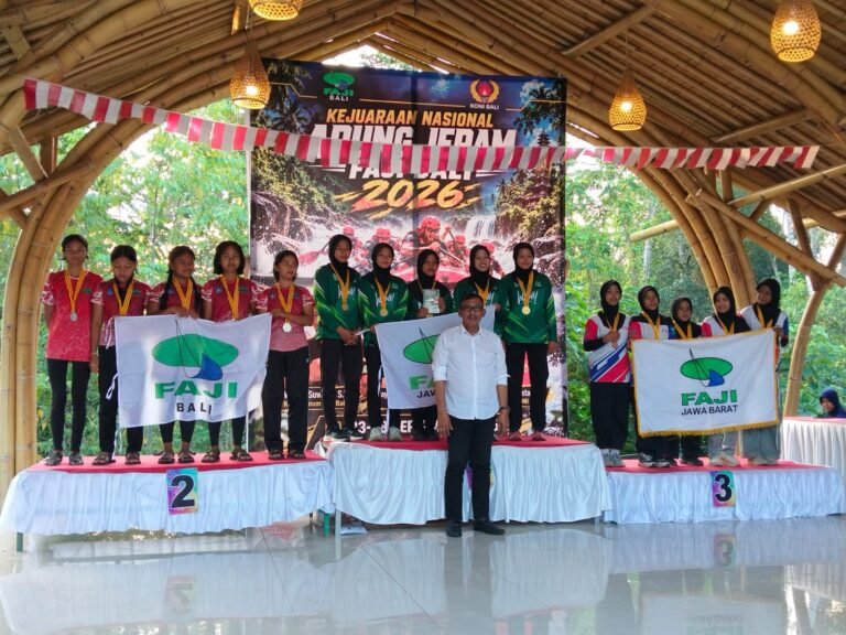 FAJI Jatim Juara Umum Kejurnas Arung Jeram 2026, Borong 10 Emas di Bali