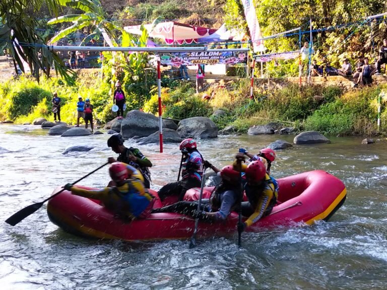 Jatim di Puncak, Hari Terakhir Kejurnas Arung Jeram Jadi Penentu Tambahan Medali