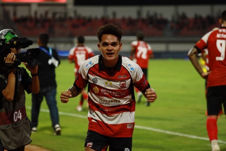 Madura United Tundukkan PSIM 2-1, Tiga Laga Tiga Kemenangan
