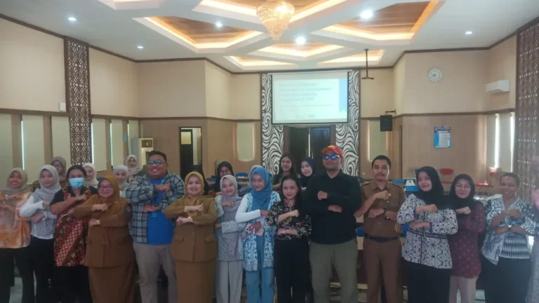 Plan Indonesia dan Disnakertrans Jatim Perkuat Kesiapan Kerja Perempuan Muda Lewat Future Innovators Bootcamp