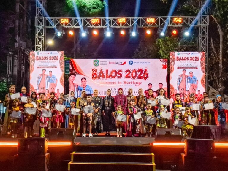 Bupati Lumajang Ajak Anak Muda Kembangkan Batik Lokal dengan Inovasi Fashion