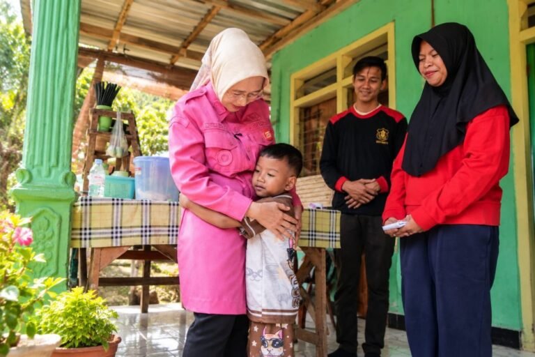 Jelang Operasi Jantung di India, Bupati Lumajang Beri Dukungan untuk Arga Ruciance Lamba