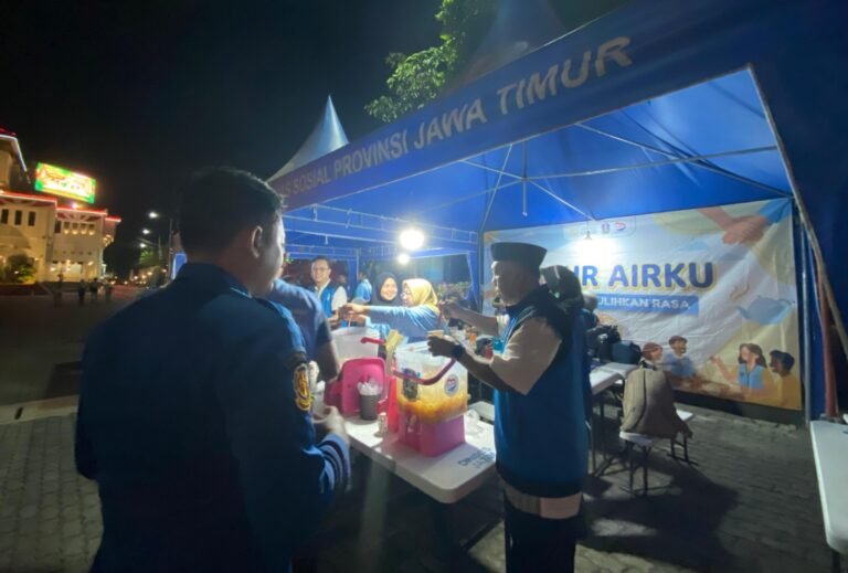 Dapur Airku Dinsos Jatim Siapkan 2.000 Porsi Makanan untuk Jamaah Jawa Timur Bersholawat