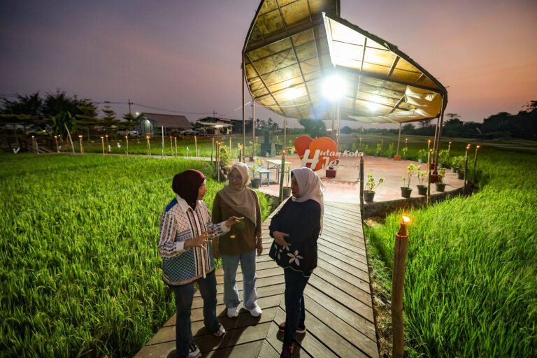 Gelar Garden Fest, Pemkot Surabaya Dorong Hutan Kota Jeruk Jadi Destinasi Edufarm dan Wisata Malam