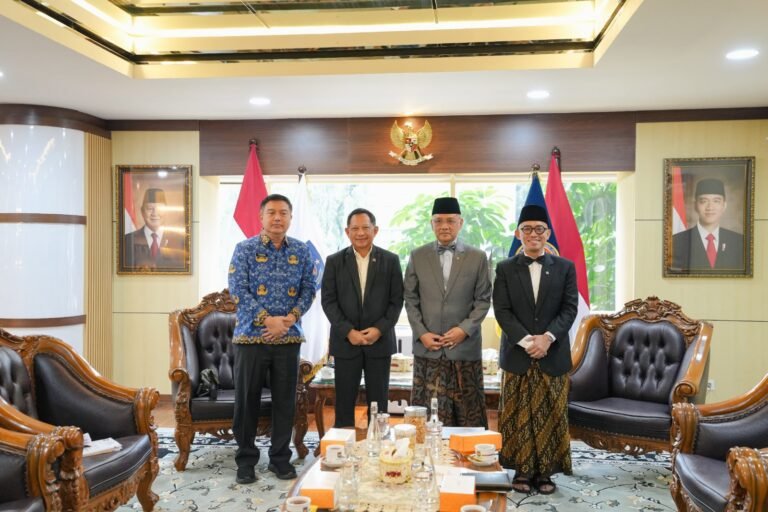 Kemenhaj–Kemendagri Padankan Data Jemaah Haji, Pastikan Antrean Lebih Akurat