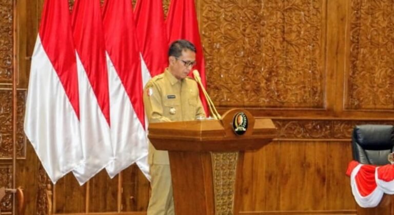 Bupati Bojonegoro Sampaikan Jawaban atas Pandangan Fraksi DPRD terhadap Lima Raperda